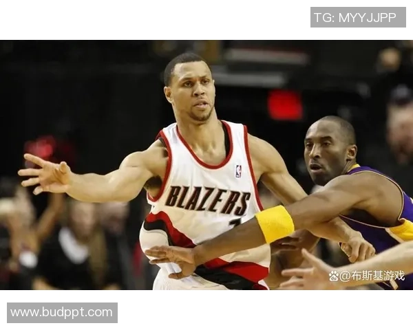 罗伊与小牛的巅峰对决揭示篮球生涯的最后华彩瞬间 罗伊与小牛的巅峰对决揭示篮球生涯的最后华彩瞬间