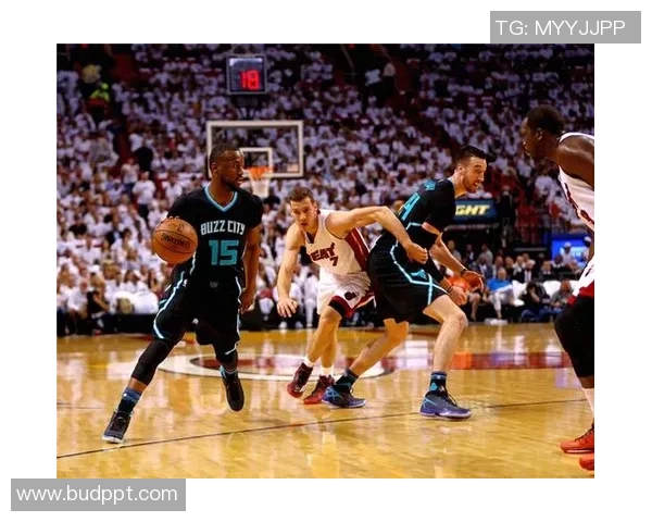 贾雷斯沃克：新星崛起的篮球天才与未来潜力分析